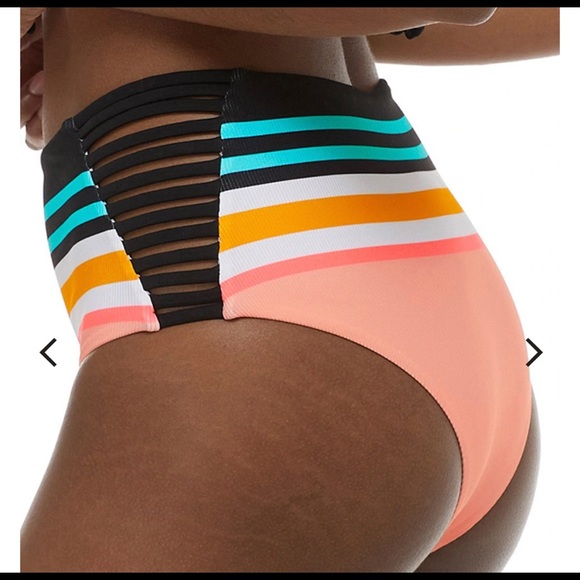 Body Glove Coral Reef Bikini set - Picture 10 of 10